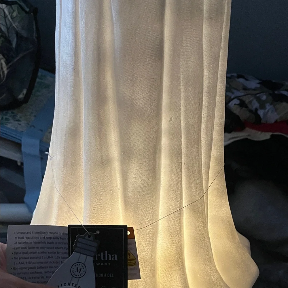 Martha Stewart 18 inch White Ghost Halloween Decoration - Picture 10 of 10